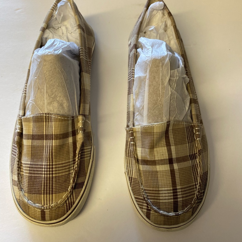 Airwalk womens slip on loafer(sneaker)